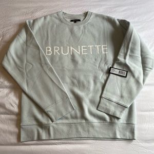 BNWT Brunette the Label size M/L core crew neck. Light blue.